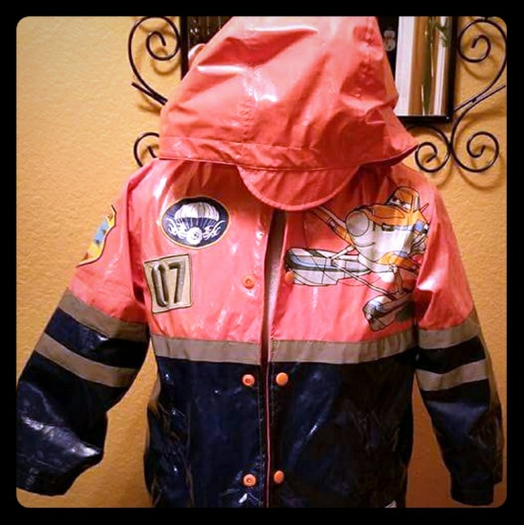 Disney Other - Disney Planes rain jacket